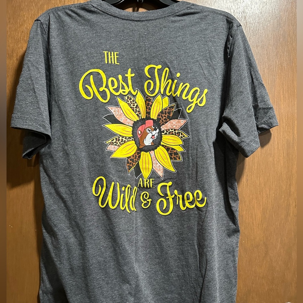 Buc-ee’s tee - Picture 2 of 2